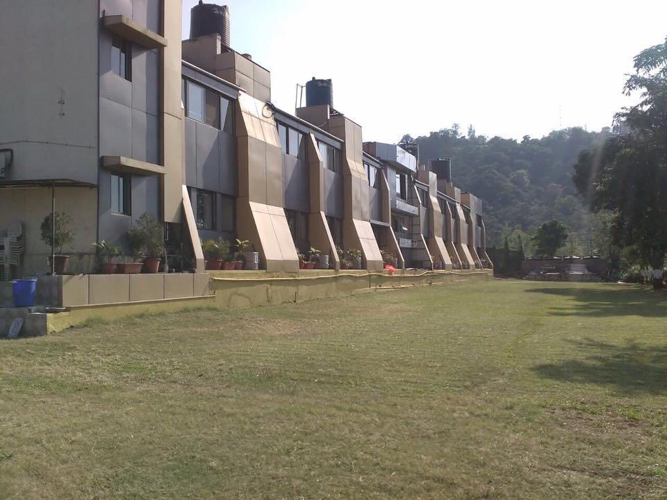 Savshanti Lake Resort Saputara Esterno foto